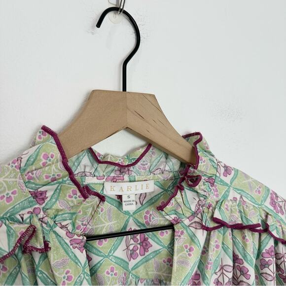 Karlie Paris Floral Poplin Ruffle Top in Mint Green size Small - Picture 4 of 7